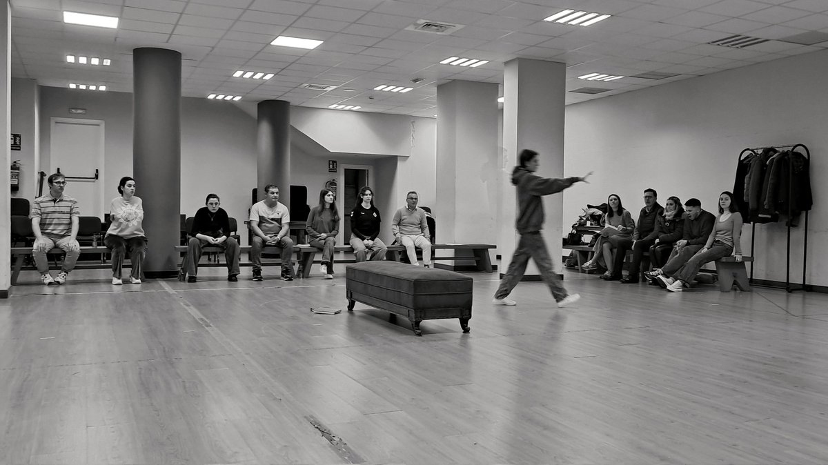 ¡Comienza la aventura! Hoy hemos comenzado los ensayos de escena de #LaRegentaOVD. Una ópera que supone todo un reto para nuestra formación, en la que no podemos estar más emocionados. Dicho mal y pronto: vais a flipar. ¡Nos vemos el 10 y 12 de abril! 😀
<a href="/culturaoviedo/">@culturaoviedo</a>