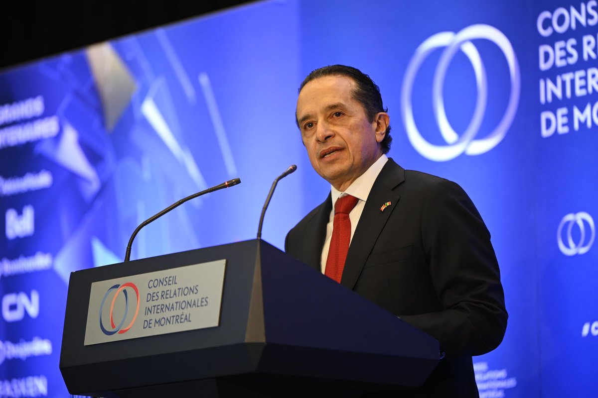 📌 Promoting the strength of the bilateral relationship with Canada and its importance in North America, Ambassador <a href="/CarlosJoaquin/">Carlos Joaquín</a> presented the topic "Strategic Presence and Future Perspectives" at <a href="/corim_mcfr/">CORIM</a>, highlighting President <a href="/Claudiashein/">Claudia Sheinbaum Pardo</a> "Plan México". Before an