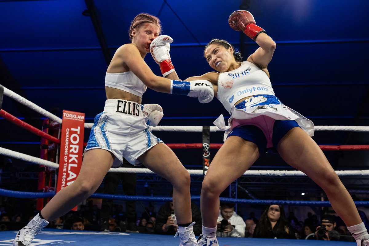 𝓕𝓪𝓼𝓽 𝓻𝓲𝓼𝓲𝓷𝓰 𝓯𝓮𝓶𝓪𝓵𝓮 𝓼𝓽𝓪𝓻 <a href="/righthookroxy/">Roxy🖤</a> (3-0, 1 KO) is back Saturday April 19 live on <a href="/UFCFightPass/">UFC FIGHT PASS</a> from the <a href="/CommerceCasino/">The Commerce Casino & Hotel</a> 

TICKET 🔗hollywoodfightnights.festivalsetup.com
#UFCFightPass #HFNBoxing #HollywoodFightNights #AkhmedovEspadas