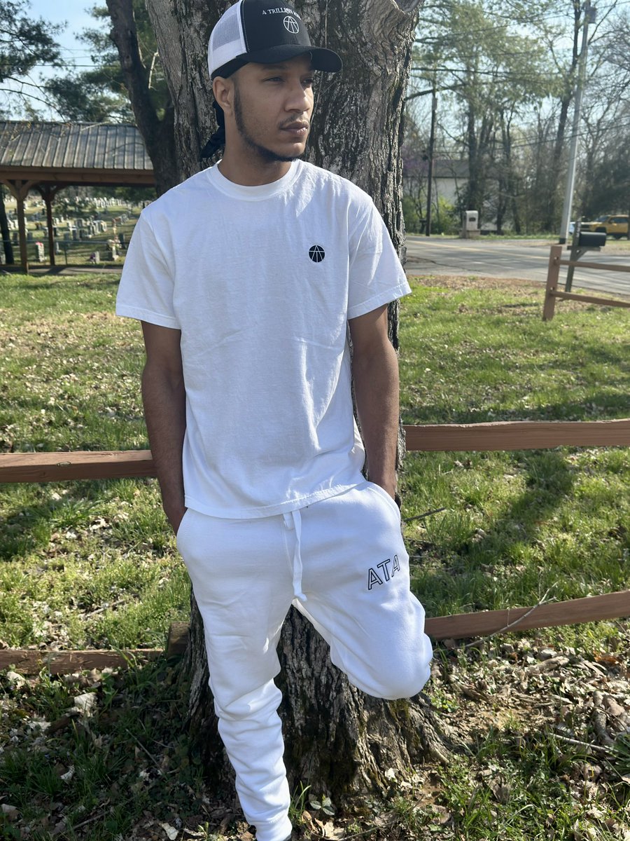 DaBossQueen__'s tweet photo. Slight ATA Day !  @AtrillionAcres.com https://t.co/bcSAo8MRKJ