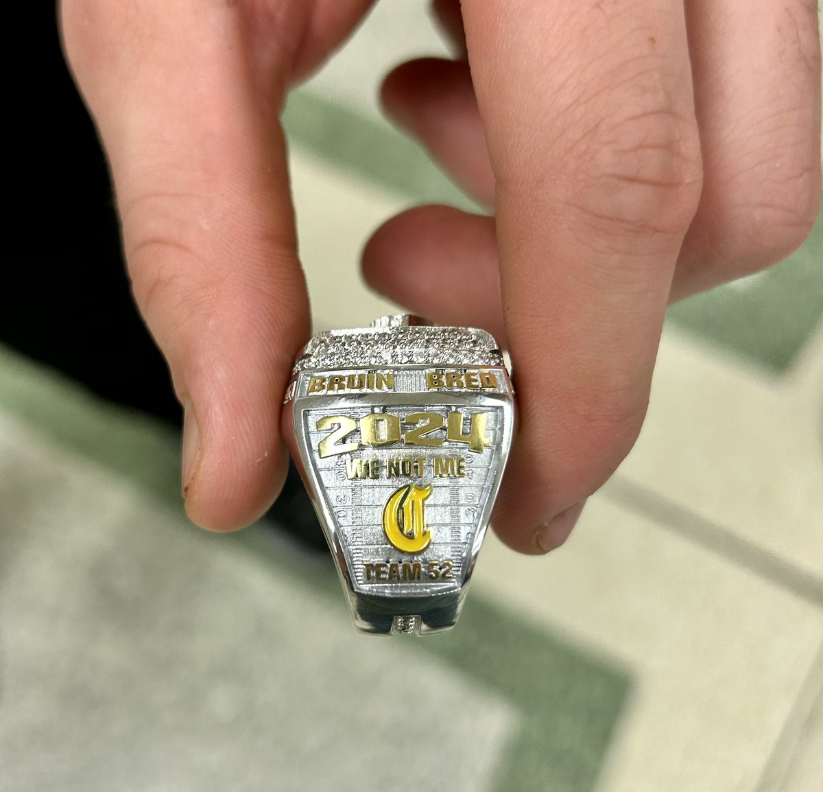 Daniel Shepard (@ir_daniels) on Twitter photo Helena Capital Bruins football team received their 2024 state championship rings today from <a href="/TravisBelcher/">Travis Belcher</a> and Jostens
Shout out to Montana Gatorade Player of the Year Merek Mihelish for his hand modeling skills
#mtscores Helena Capital Bruins football team received their 2024 state championship rings today from <a href="/TravisBelcher/">Travis Belcher</a> and Jostens
Shout out to Montana Gatorade Player of the Year Merek Mihelish for his hand modeling skills
#mtscores