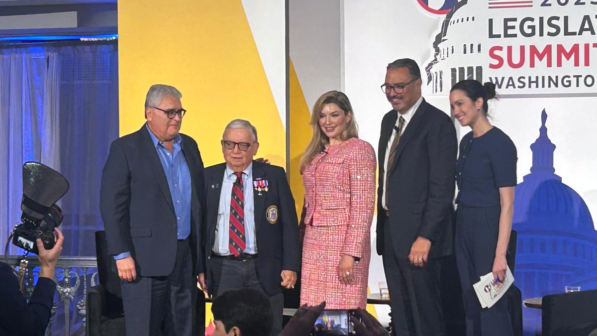 USMCOC's tweet photo. Honored to join the #USHCC 2025 Legislative Summit! 🇺🇸🇲🇽 Our CEO, Al Zapanta, spoke on the Trade Catalyst Luncheon panel about #USMCA, economic growth, &amp; strategies for businesses navigating uncertainty.

Thank you, @USHCC, for hosting this vital conversation! #USMCOC #Trade https://t.co/JH1LFRn60p