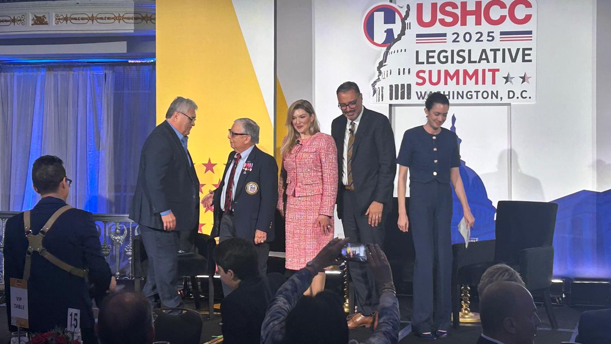 USMCOC's tweet photo. Honored to join the #USHCC 2025 Legislative Summit! 🇺🇸🇲🇽 Our CEO, Al Zapanta, spoke on the Trade Catalyst Luncheon panel about #USMCA, economic growth, &amp; strategies for businesses navigating uncertainty.

Thank you, @USHCC, for hosting this vital conversation! #USMCOC #Trade https://t.co/JH1LFRn60p