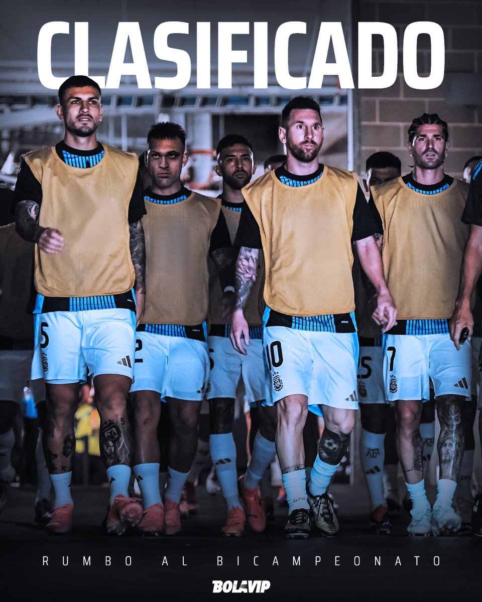 VSportsTM's tweet photo. ✅Vigente campeón del mundo
✅Vigente (bi)campeón de América
✅Vigente campeón de la Finalissima
✅El N°1 del ranking FIFA
✅1° en las Eliminatorias Sudamericanas
✅Clasificado al Mundial de 2026

LA SELECCIÓN ARGENTINA 🇦🇷. LA SCALONETA. https://t.co/iTJW2YWame