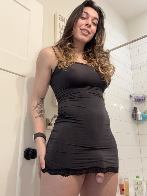 Watch Littlecib's leaked NSFW photo on TwXstars