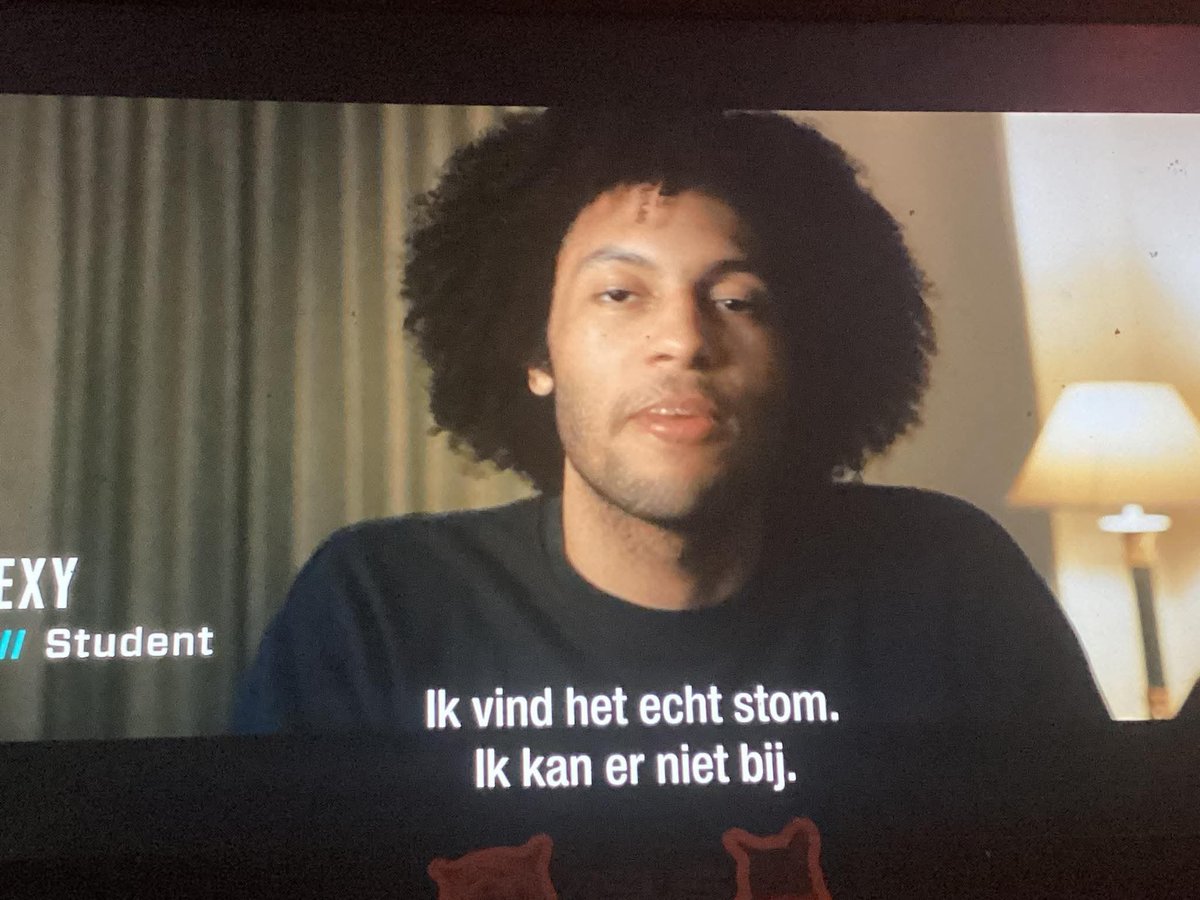 #demol
Ik na het buizen van een examen waarvan ik eigenlijk goed genoeg weet dat ik er niets voor gedaan heb: