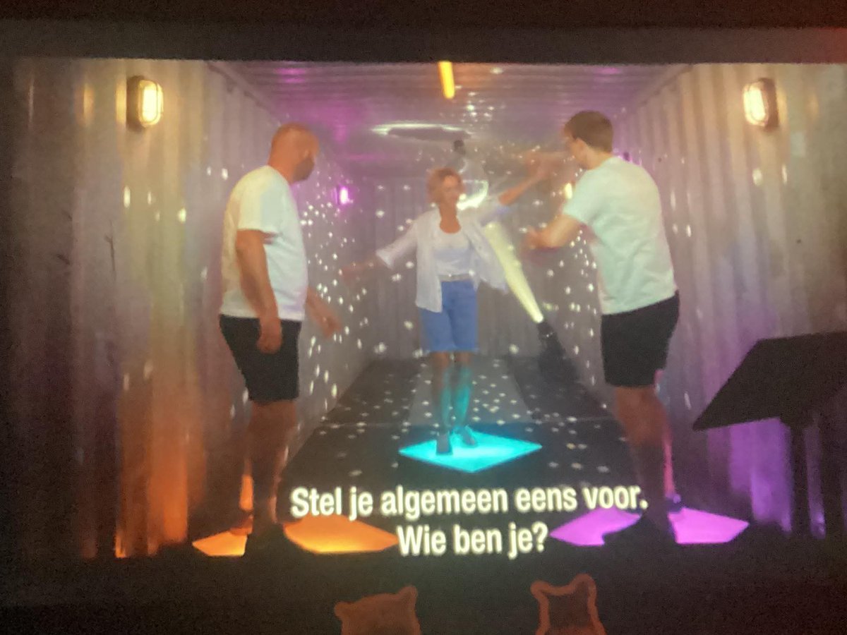 #demol
POV: leerkrachten tijdens de eerste les