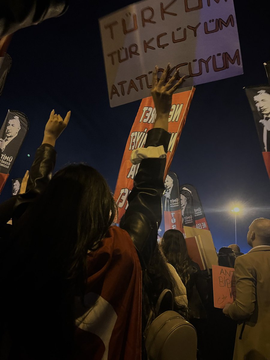 İktidar karşıtı
Milliyetçi
Türkçü
Atatürkçü