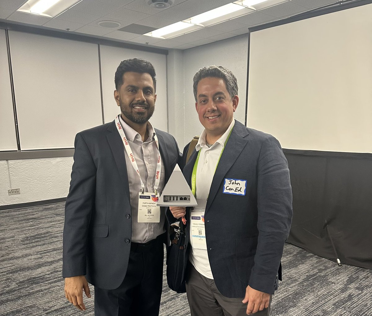 ⚡️Electric grids will run on Odyssey DPoS, where blockchain validators secure both power and transactions. A self-optimizing, trustless network where energy is accounted for transparently—no central authority, just an autonomous electrified economy.

🤝John F leads AMI at