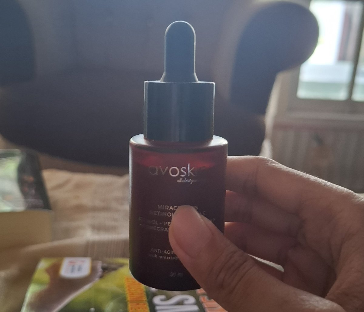 wdeliav's tweet photo. wts preloved avoskin miraculous retinol ampoule
— preloved, isi seperti tertera di foto
— ori, exp. date 08/27
— 80k
— bisa shopee, dom sidoarjo https://t.co/L8MHYNlyVC
