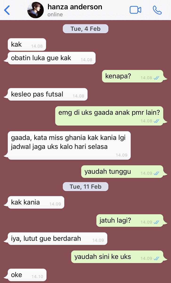 ziheesy's tweet photo. having a crush is so weird trend
a #ddeungromi few tweets au

—
ziheesy, 2025 https://t.co/CNU5dBt449