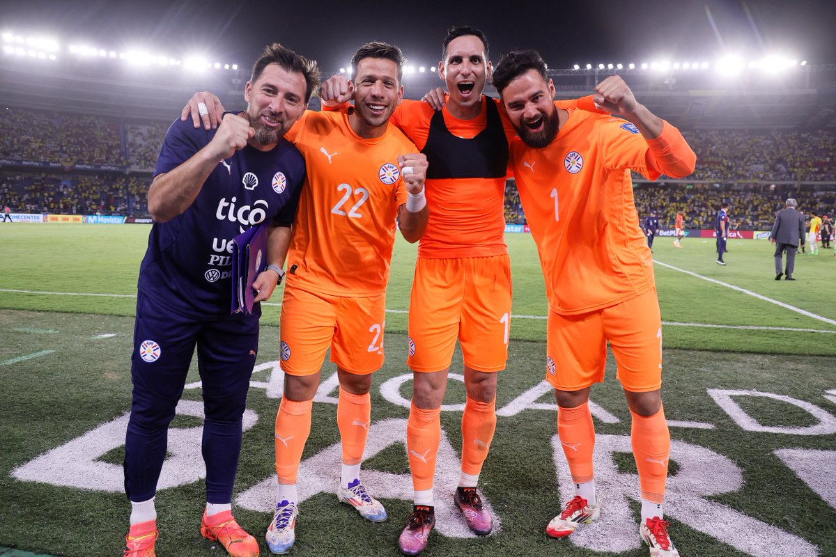 Que no paren los aplausos para estos 𝙩𝙞𝙩𝙖𝙣𝙚𝙨  🇵🇾