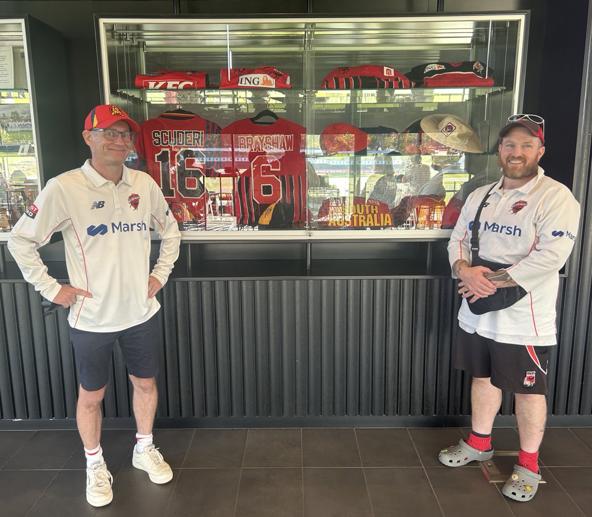 RedbackJim's tweet photo. #RedbacksOnTheAttack
Go you mighty Redbacks! https://t.co/cZFSuteH0h