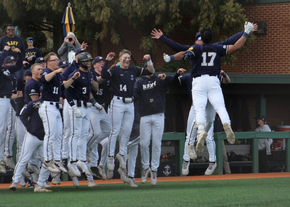 NavyBaseball's tweet photo. Midweek wins>>>

#GoNavy | @NCAABaseball https://t.co/3VtQMk1ivf