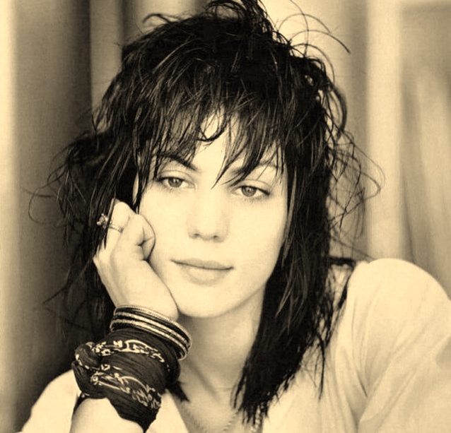 dadonz3's tweet photo. Joan Jett https://t.co/ft2AnGiy9J