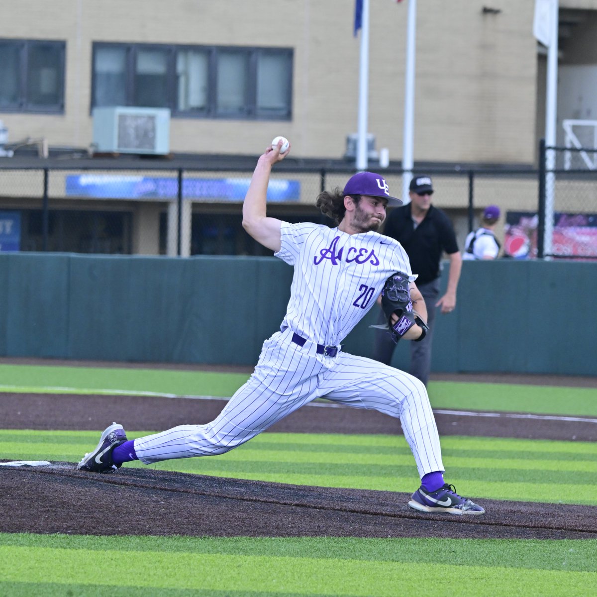 Evansville Purple Aces Baseball (@ueathleticsbase) on Twitter photo Mid 1
A quick start to the game as <a href="/fieger_drew/">Drew Fieger</a> strikes out the side 😤
🟣 0 | 🔴 0
⚾️ #ForTheAces x #GUAC 🥑 Mid 1
A quick start to the game as <a href="/fieger_drew/">Drew Fieger</a> strikes out the side 😤
🟣 0 | 🔴 0
⚾️ #ForTheAces x #GUAC 🥑