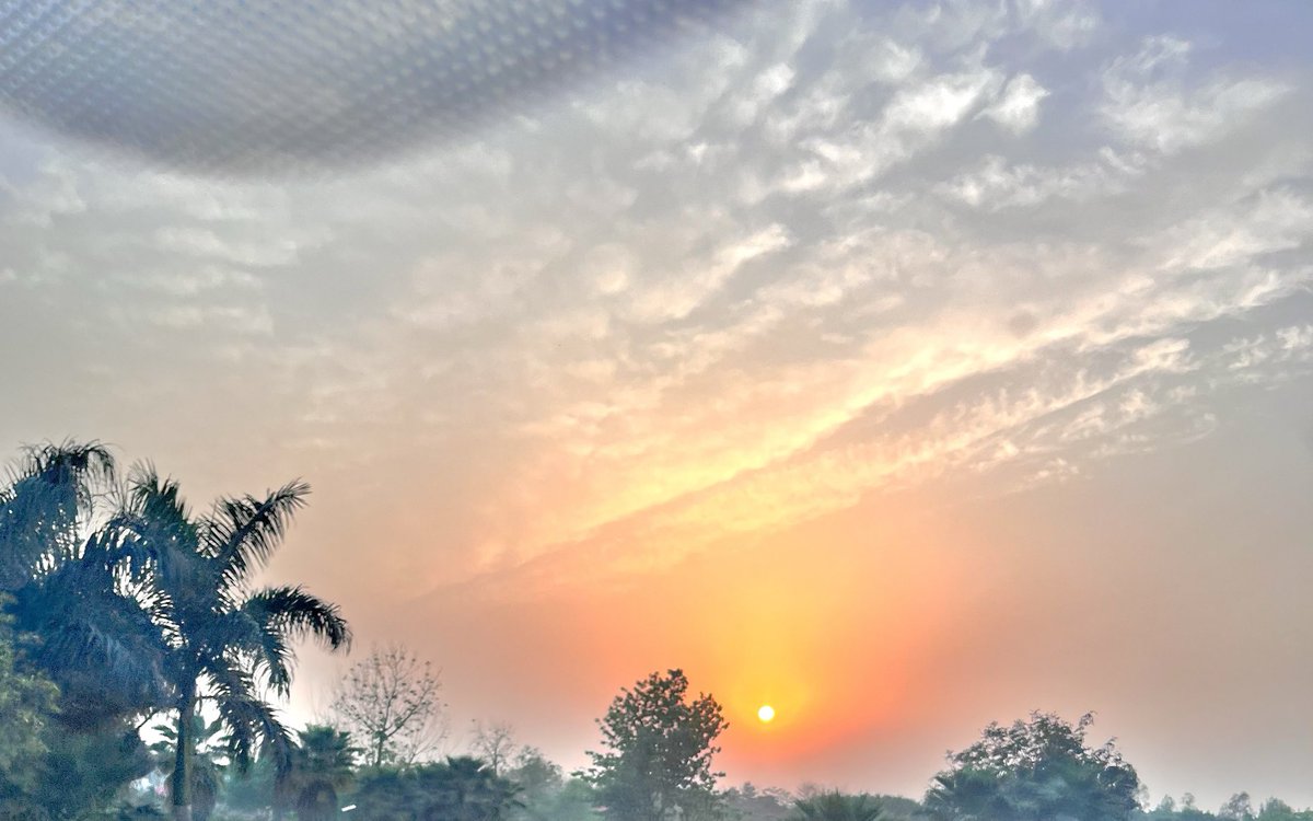 AshishDDSharma's tweet photo. मेरे बर्बाद होने में तेरा फ़ायदा क्या आशीष 
तू तो कुछ तरकीब कर मुझे आबाद करने की https://t.co/Bz8ij7OvFa
