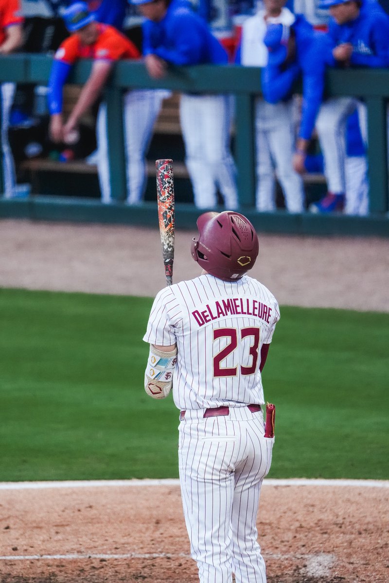 Homecoming homer!!!! Brody blasts a 2-run home run to right field in his hometown.💥

E-4, FSU 3, UF 1