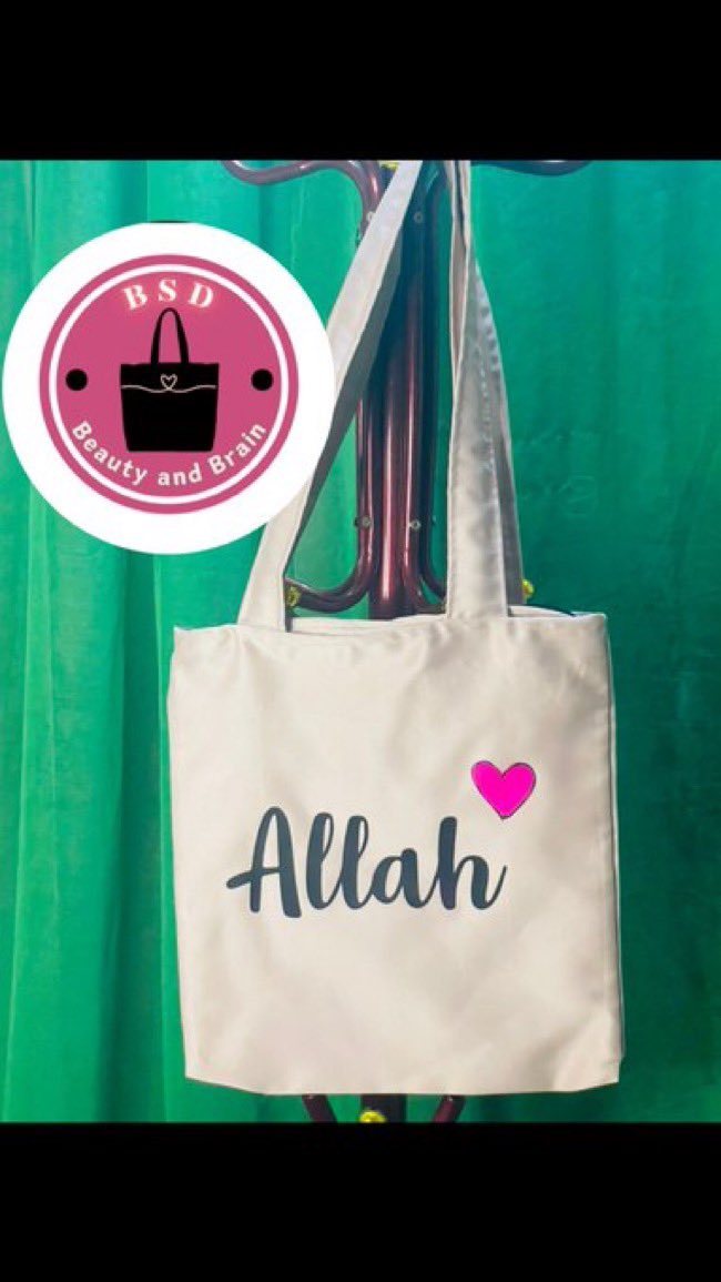 tadilovee's tweet image. 🚨JEUX CONCOURS 🚨
Tentez de gagner 2 totes bag personnalisés 
 chez @Bsavared Et 2huiles parfumées   chez @_Elegance_P 
CONDITIONS 
Abonnez vous à @Bsavared &amp;amp; @_Elegance_P 
Fav +Rt ce post &amp;amp; tagger 2 amis 
Les 4 quotes avec les plus de rt gagnent 
TAS jeudi 20h 
GOOD LUCK