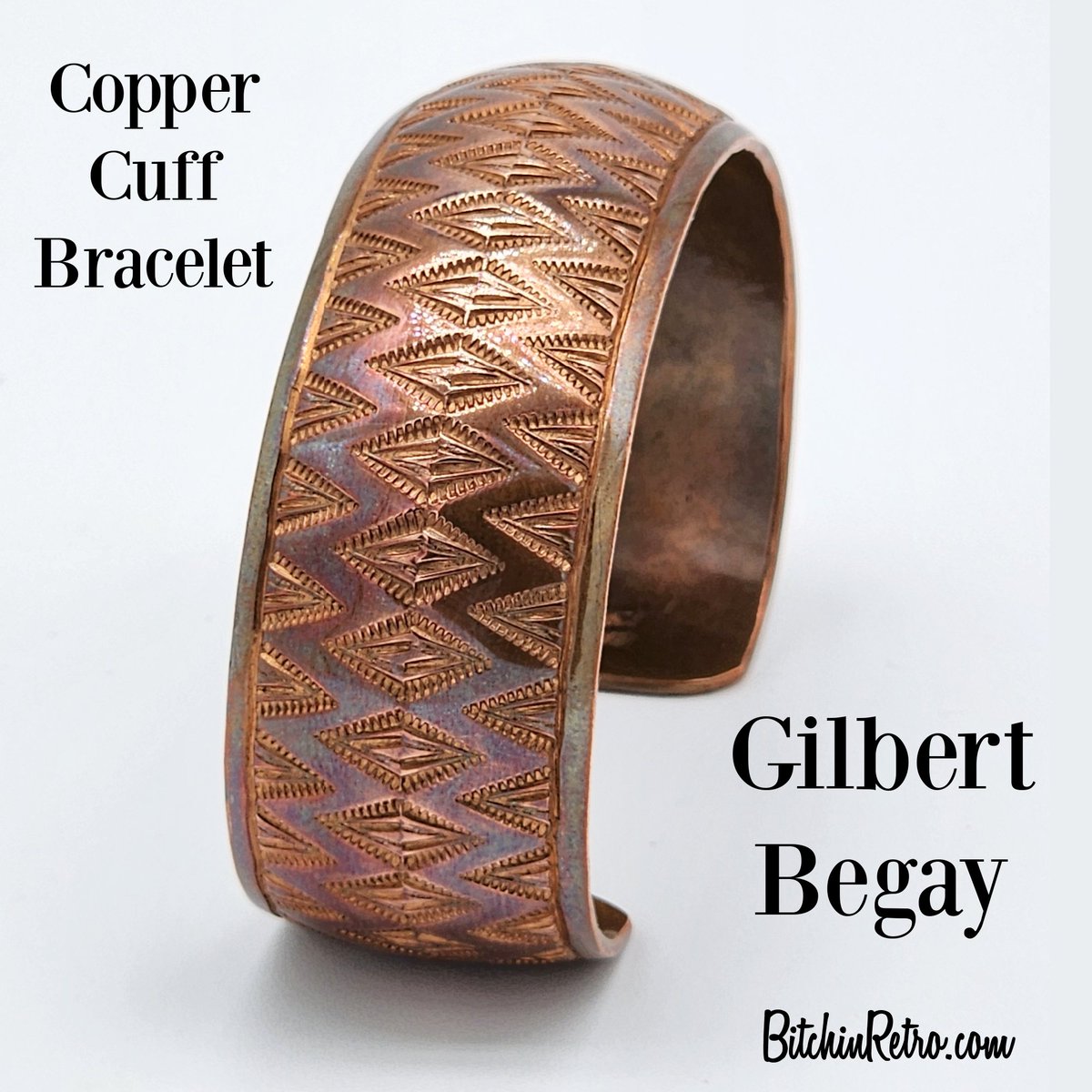RetroCEO's tweet photo. Add some #Southwestern flair to your style with this #GilbertBegay artisan copper cuff #bracelet. Handcrafted #Navajo unisex bracelet features a rich #copper patina with intricate design elements &amp; the precision stamping Begay is known for.

#bitchinretro

https://t.co/0EfGybzq0x https://t.co/iiDm9Adiei