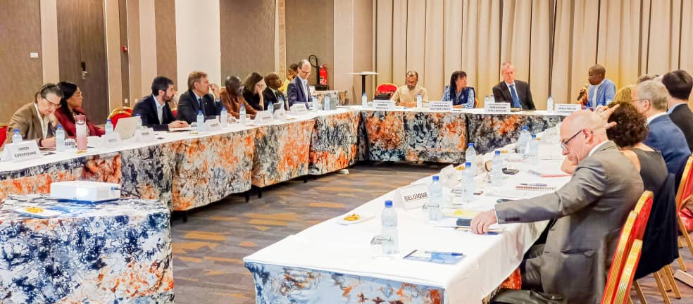 CarolFloreUN's tweet photo. Retraite stratégique des #PTF au #BurkinaFaso🇧🇫. Renforcer la coordination et l'alignement sur les priorités nationales pour une aide au #développement plus efficace. Bilan, réflexion et repositionnement stratégique pour une Troïka plus dynamique et impactante. https://t.co/5sD2KfsTxB