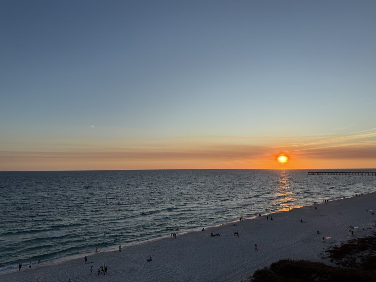 wxhistorian's tweet image. Another gorgeous Panama City sunset! ⁦@spann⁩