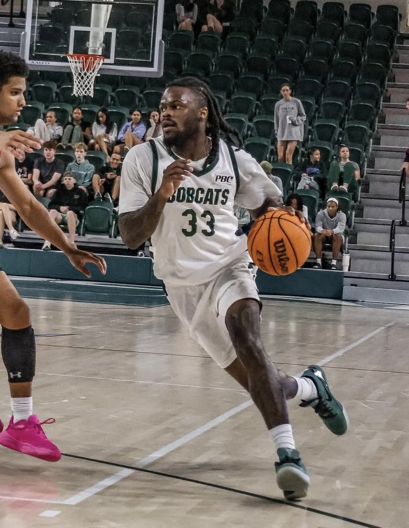 Trent Markwith (@tmarkwith14) on Twitter photo Additional schools that have contacted GCSU grad transfer Zyair Greene:
Western Kentucky
Duquesne
Sam Houston
Stephen F. Austin
FDU
Stonehill
Western Carolina
Southern
UAH
Lincoln Memorial
Columbus State
<a href="/zgreene11_/">Zyair Greene</a> Additional schools that have contacted GCSU grad transfer Zyair Greene:
Western Kentucky
Duquesne
Sam Houston
Stephen F. Austin
FDU
Stonehill
Western Carolina
Southern
UAH
Lincoln Memorial
Columbus State
<a href="/zgreene11_/">Zyair Greene</a>