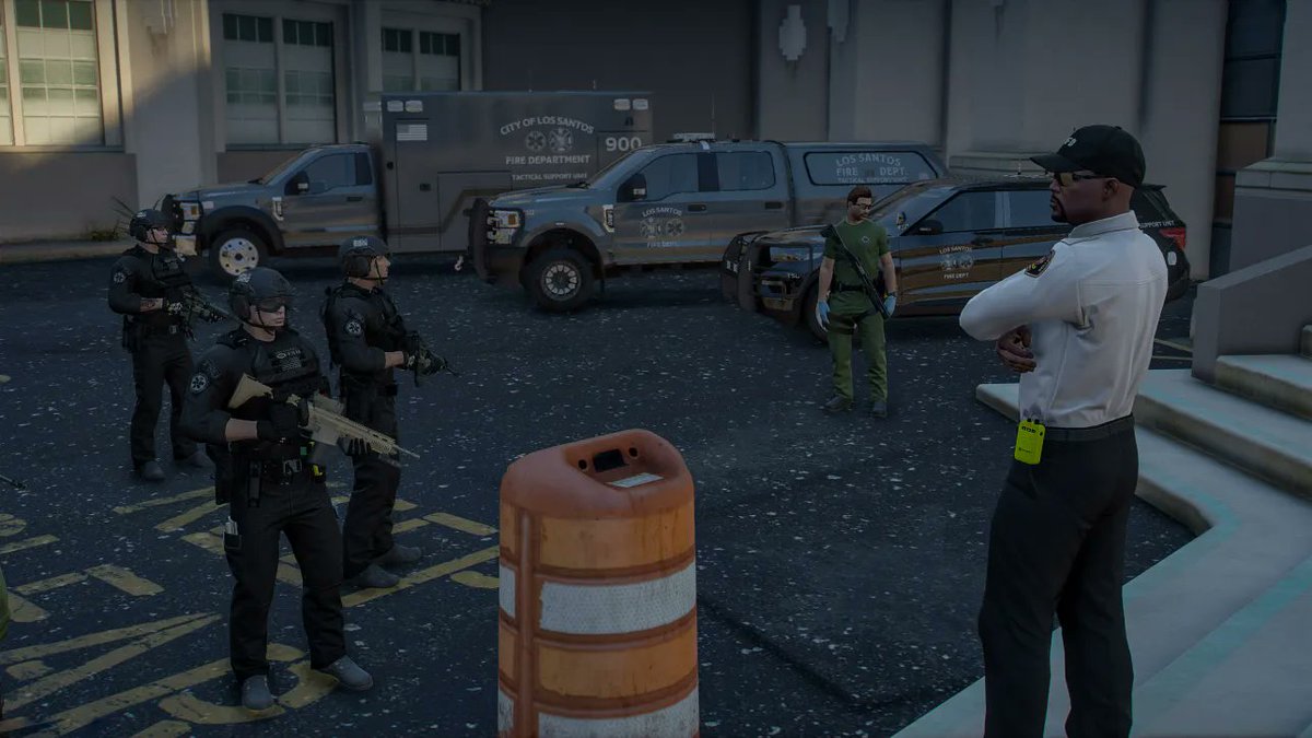DOJRP_Updates's tweet image. This past week, the LSFD unveiled its new Tactical Support Unit (TSU), which is focused on providing Tactical EMS support to SRU and other Tactical Units. TSU trains regularly to the highest standards of TCCC and CCEMTP Care. #LSFD #TSU #TEMS #TactiCool