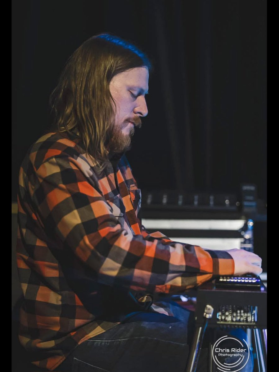 HotWingJones's tweet image. 