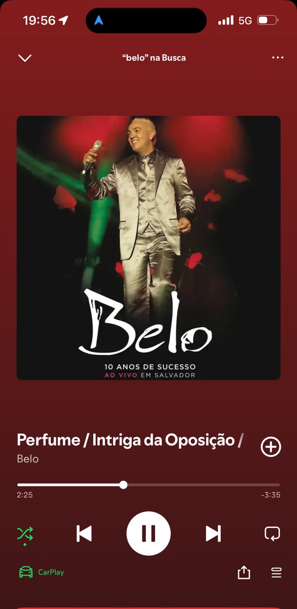 luizera67's tweet image. cardio a noite com cara de quem quer sair na porrada com alguém e no fone essa braba