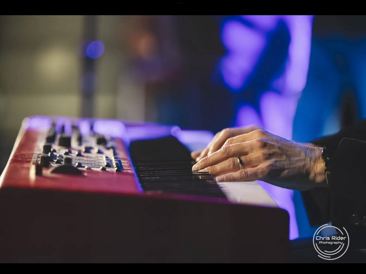 HotWingJones's tweet image. Englewood 3/8/25