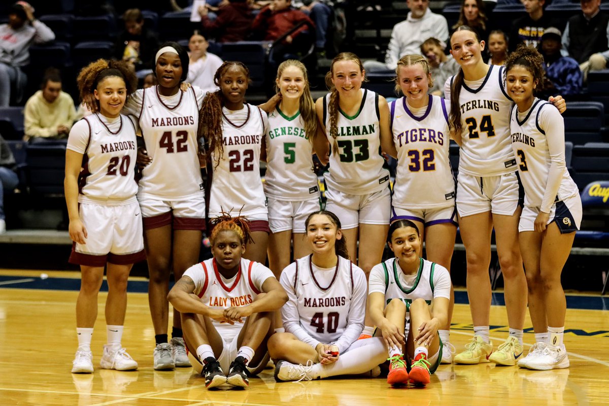 One last game of the year, our coaching staff leading the IL All-Stars in the battle of the QC. 

All smiles with this group last night!