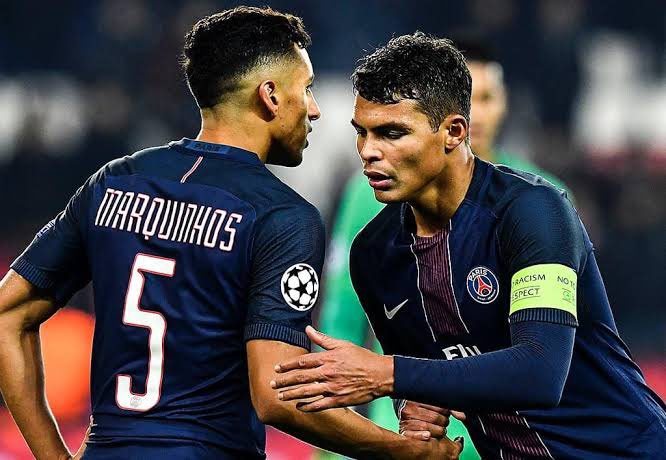 gabrielffc17's tweet photo. Ele deve uma carreira ao Thiago Silva mesmo. https://t.co/722zNeHWgm