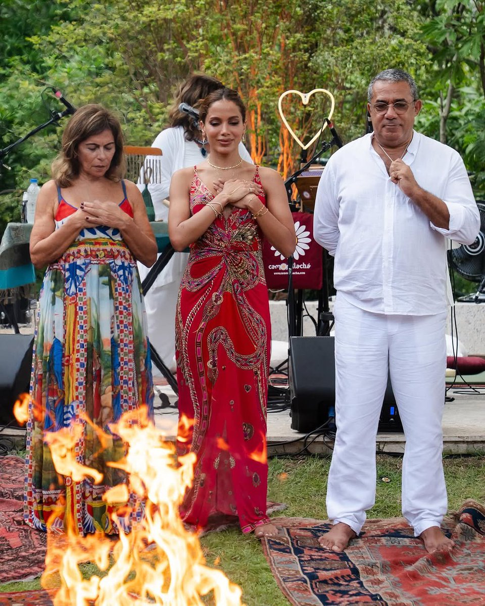 Anitta Press tweet media