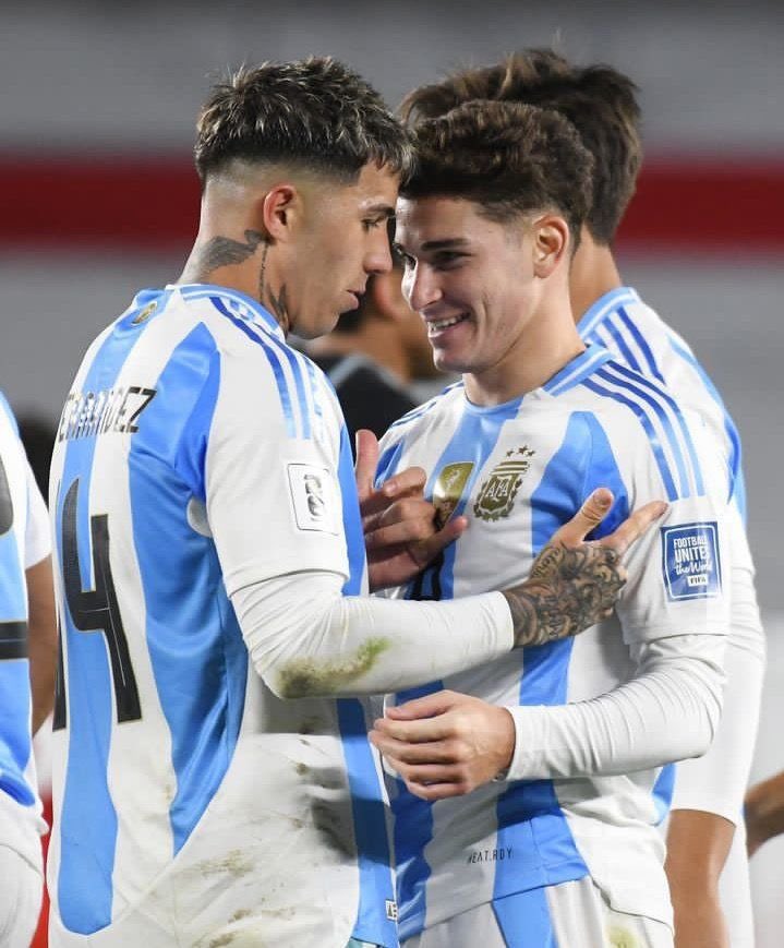 iobitler's tweet photo. De River Camp al mundo 🇦🇷 https://t.co/O0q9Najbum