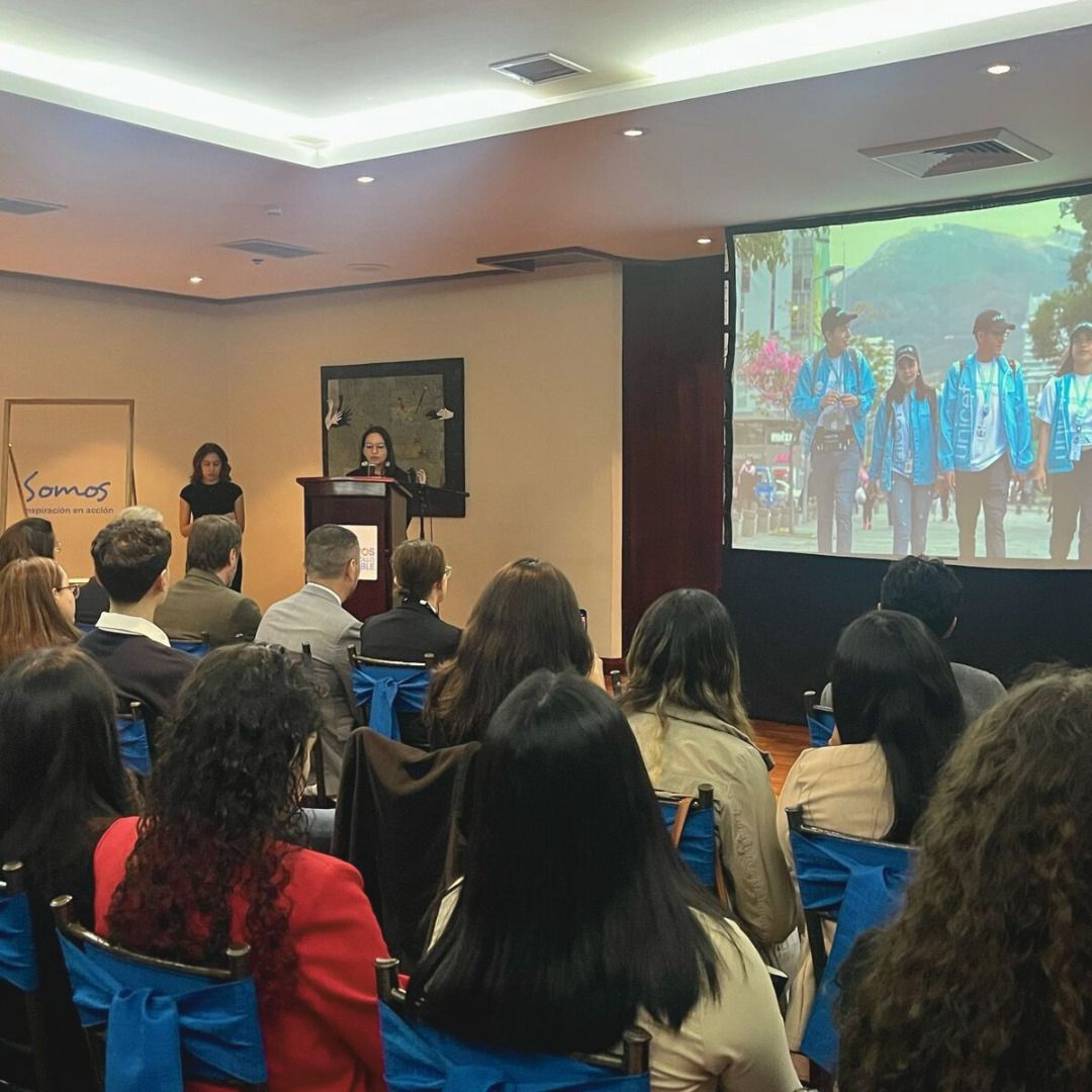 Las y los Voluntarios ONU que formaron parte de la inciativa del proceso de registro y regularización de personas migrantes y refugiadas en Ecuador fueron reconocidos por su compromiso y perseverancia. 🌎👏🏼 #InspiraciónEnAcción