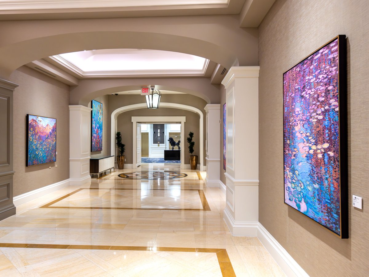 🌸 Wander through Art in Bloom, a vibrant celebration of female artistry displayed throughout our corridor and lobby gallery. Learn more: bit.ly/3QR7G7H