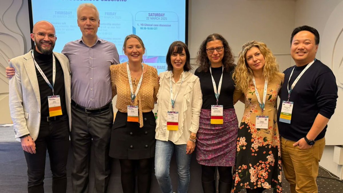 OncoDaily (@oncodaily) on Twitter photo Wonderful crew of Young Oncologists Cases Discussion session at ESMO Rare Cancers 2025 - Herbert Loong (<a href="/herbloong/">Herbert Loong, MBBS, FASCO</a>)
oncodaily.com/blog/young-onc…
#OncoDaily #Oncology #Cancer #Health #Medicine
#MedTwitter #MedEd #MedOnc #MedNews #ESMORareCancers2025 #YoungOncologists Wonderful crew of Young Oncologists Cases Discussion session at ESMO Rare Cancers 2025 - Herbert Loong (<a href="/herbloong/">Herbert Loong, MBBS, FASCO</a>)
oncodaily.com/blog/young-onc…
#OncoDaily #Oncology #Cancer #Health #Medicine
#MedTwitter #MedEd #MedOnc #MedNews #ESMORareCancers2025 #YoungOncologists