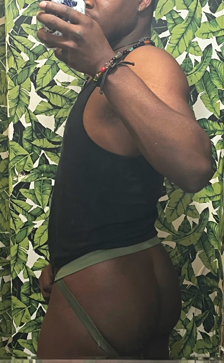 supafruityy's tweet photo. i like green https://t.co/YGCoAiwCQ6