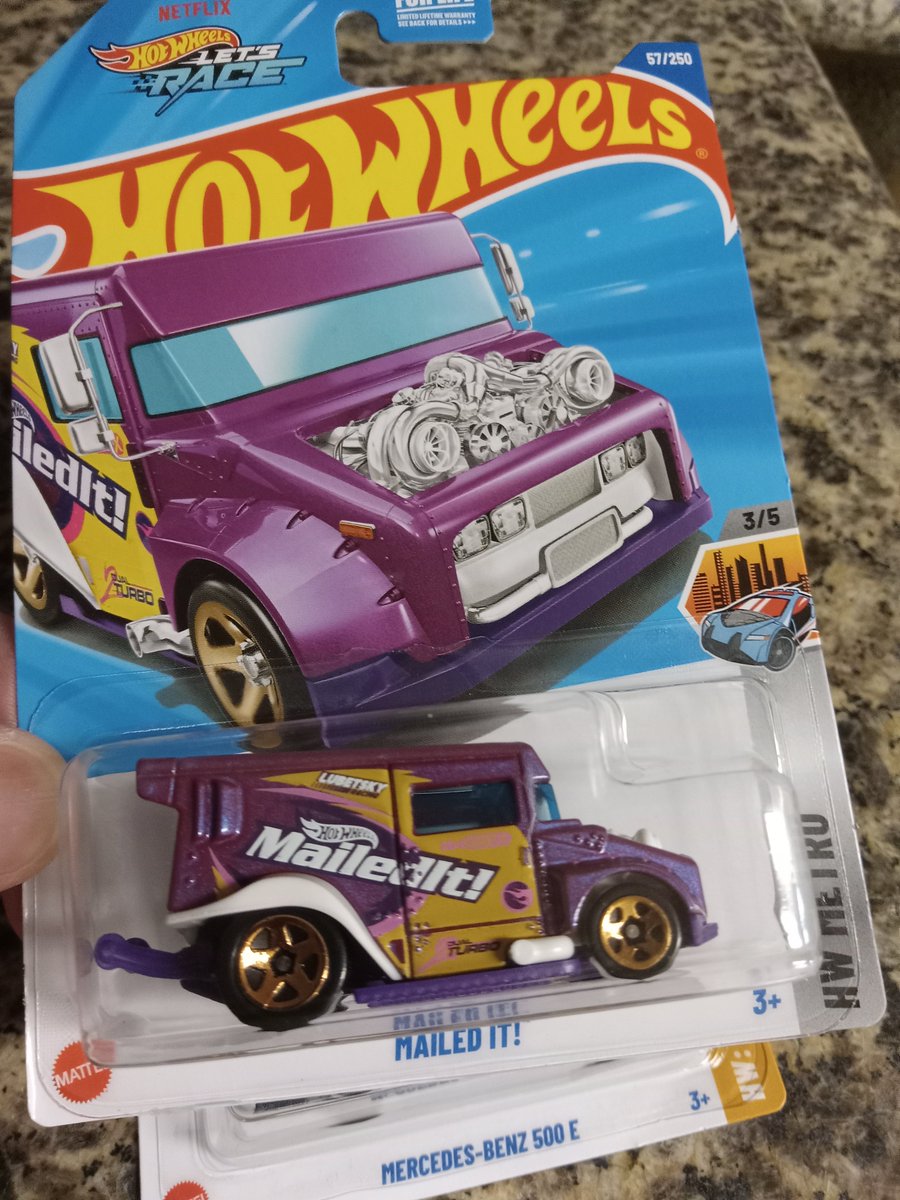 HdubsDiecast's tweet photo. First 2025 TH #hotwheels https://t.co/19xRtuKp2a