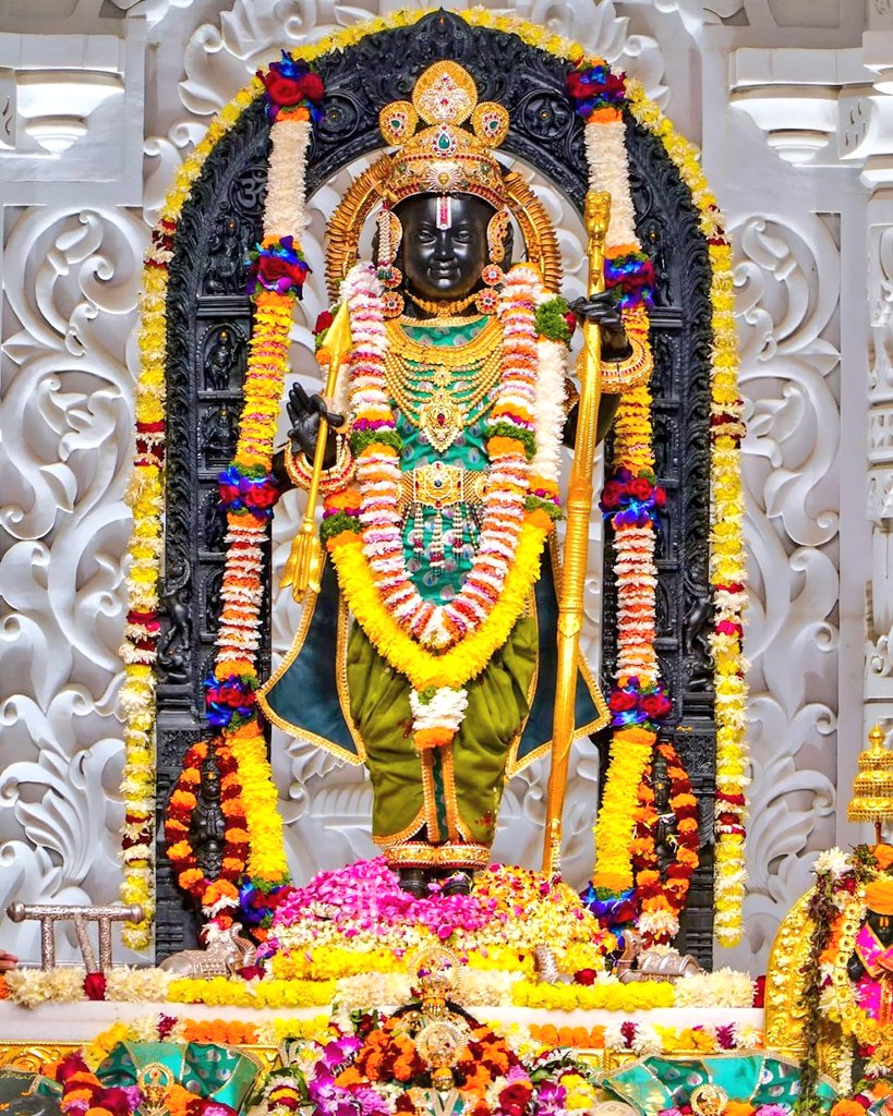 राम नाम आधार जिन्हें वो जल में राह बनाते हैं,

जिन पर कृपा राम करें वो पत्थर भी तिर जाते हैं।।

बोलो जय जय श्री राम 🙏🚩