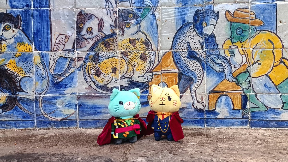 ailrue's tweet image. Took the kitties to a palace today 🌷⛲️