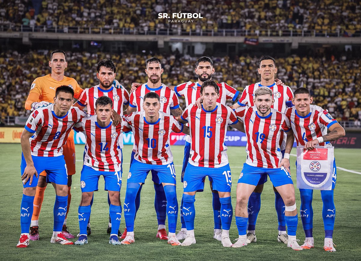 SrFutbolPy's tweet photo. Sea cual sea el resultado, este equipo, bajo la dirección de Gustavo Alfaro, compite en todos los escenarios. 👏🏻🇵🇾 https://t.co/IQmV05Ww4Y
