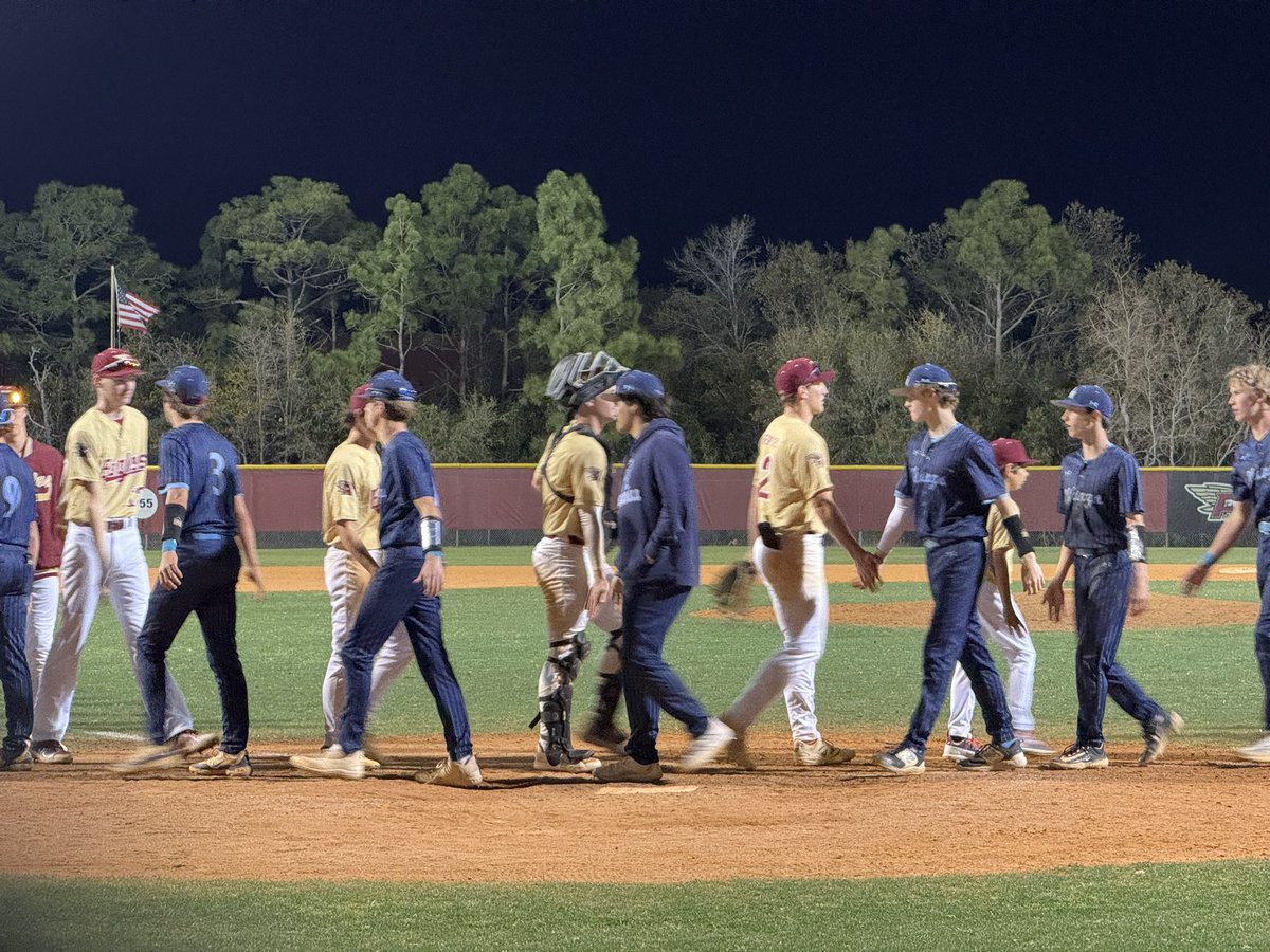 FINAL: Ashley 6, Hoggard 3 

Cole Barnes gets the win with 6 K’s tonight while also hitting a key 3rd inning 2 RBI single. 

The Screaming Eagles stay perfect (11-0, 5-0 MEC). Jake Jeffrey hit a 1st inning solo homer. Hoggard falls to 5-7, 2-3 MEC.