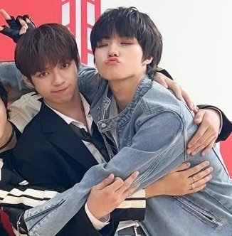 sincerely4ahof's tweet photo. as a multishipper, im having a hard time choosing😭 but whoever gets pick as duo, ill be happy for it!💗
my main four: #JeWelz #SteJay #HanEulz #BoFei++ my lowkey ships [ #ChihWon #ChihJay #SeoJay #BokiBokiz #2WOO #ShuaiVen #HanWoo #HanVen #SteWoo] did i miss any?👀
#KookyBestDuo https://t.co/Fs6UIEc1rg