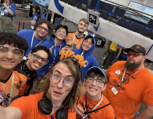 SparTechs834 tweet media