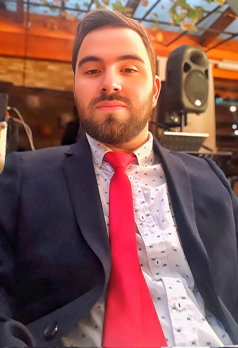 AndreHPi's tweet photo. Amigos alguien que sepa de algún trabajo en call center o algo que yo pueda realizar ya que estoy en situación de discapacidad y me ha costado mucho conseguir empleo, el tipo que me hizo esto no me paga nada, por favor den Rt. a ver si me sale algo. #RT https://t.co/Pl4NJLLTIl