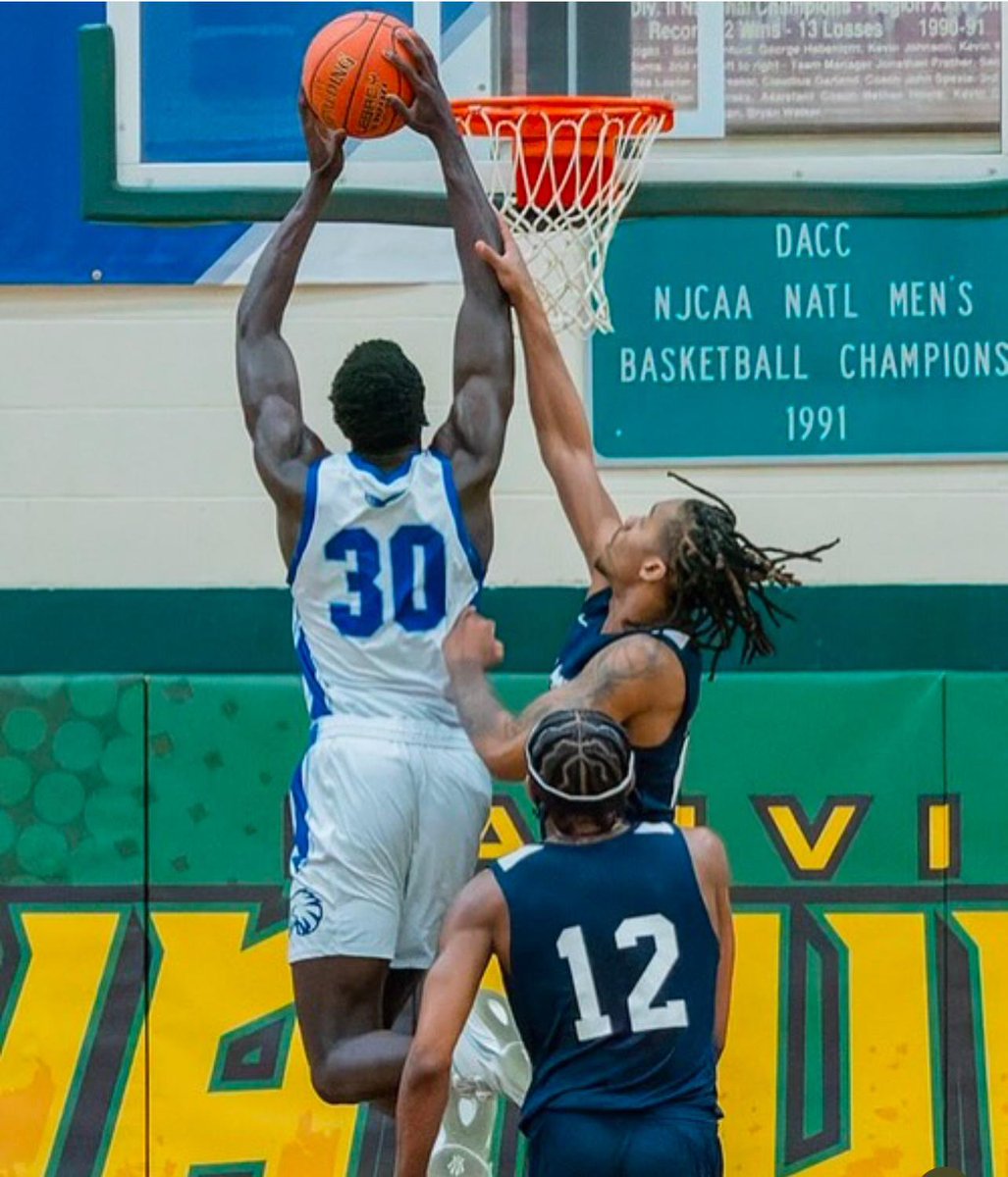 ๐๐๐ฃ๐๐๐ค๐ข ๐๐ค๐ค๐ฅ๐จ (@hoops_kingdom) on Twitter photo March was quite the month for the Lueth boys! <a href="/LucasLueth/">Lucas Lueth</a> a National Champ and MVP ๐๐๐
Younger brother Manny with a huge postseason to lead Ames to a state appearance! He had 20 points in a near upset of the eventual champs.๐
Moses is up next! 8th grader with HIGH upside.๐ March was quite the month for the Lueth boys! <a href="/LucasLueth/">Lucas Lueth</a> a National Champ and MVP ๐๐๐
Younger brother Manny with a huge postseason to lead Ames to a state appearance! He had 20 points in a near upset of the eventual champs.๐
Moses is up next! 8th grader with HIGH upside.๐