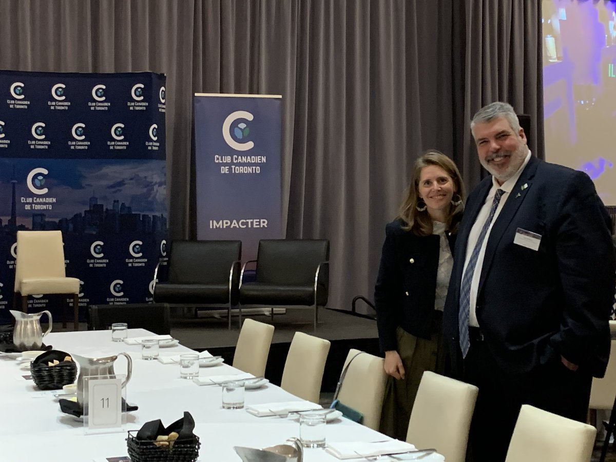 EstelleDuchon's tweet photo. 🗺️ 321M de francophones dans 88 pays sur 5 continents. La langue française rapproche les peuples, soutient la diplomatie et renforce les échanges.

Bravo @ClubCanadienTO pour ces regards croisés sur la francophonie internationale
#Francophonie #Toronto #Diplomatie #Culture #OIF https://t.co/EZpnW4xxon