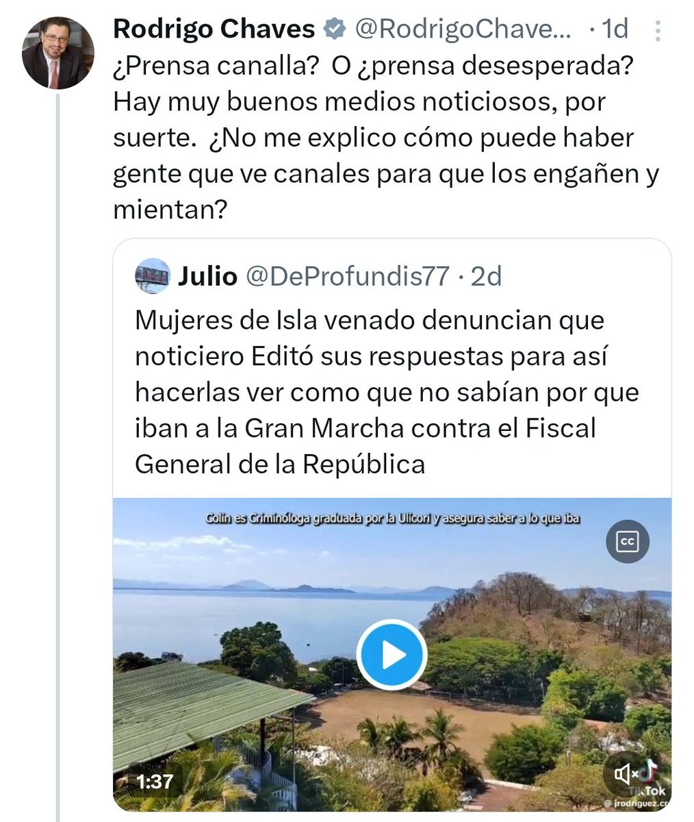 President Rodrigo Chaves of Costa Rica claimed that a video was edited by the mainstream media to discredit his followers.
The problem (for him) is that it was a live broadcast.